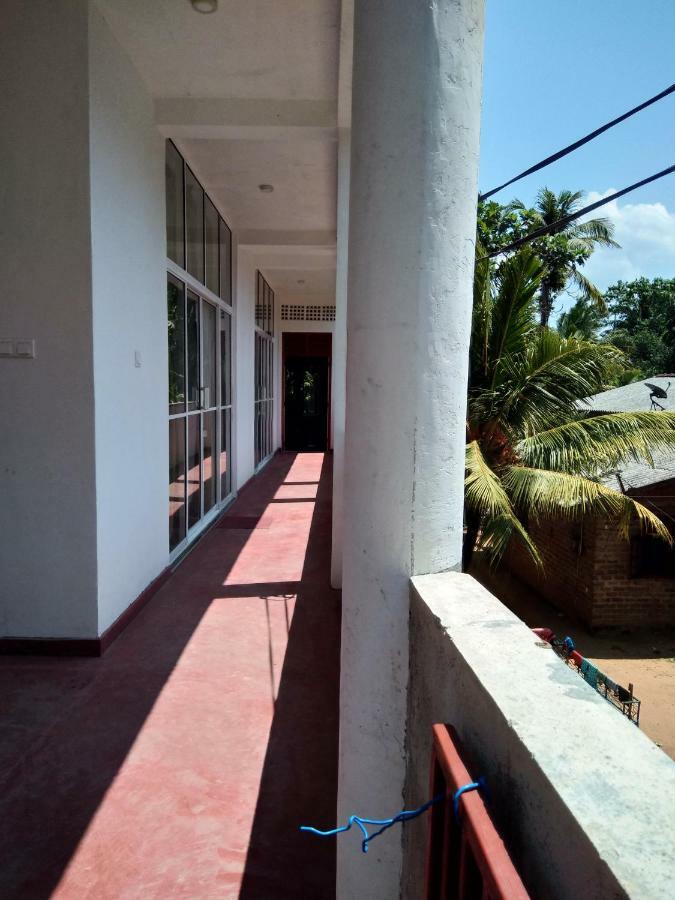 Mallika Resort Мириса Екстериор снимка
