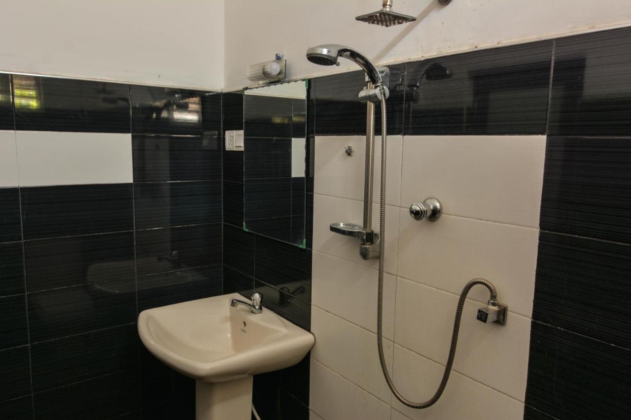 Mallika Resort Мириса Екстериор снимка